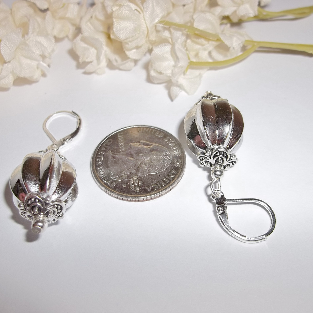 Big Silver Statement Earrings Dangle Drop NWT 4568 - Picture 4 of 8